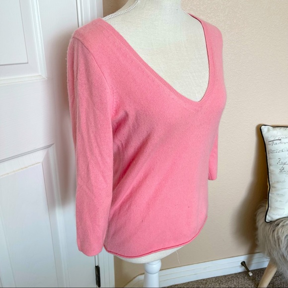 J.Crew 100% Cashmere V-neck Light Pink Sweater medium - Picture 2 of 6